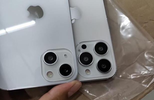 武川苹果手机维修分享iPhone 13‌机模长什么样 
